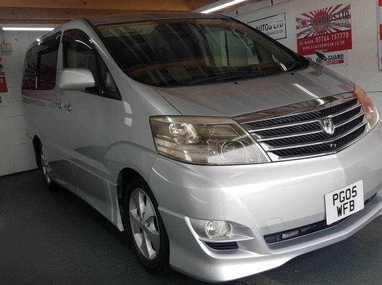 now sold thanks!!!!!Toyota Alphard 2.4 silver petrol automatic 4wd 8 seater MPV jap import only 42k ready to go fresh import - please quote -128