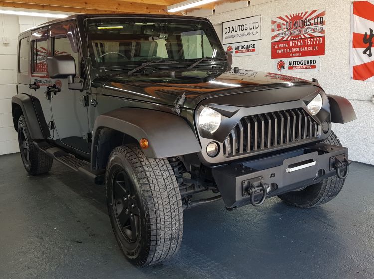 now sold thanks!!!!!!!!Jeep Wrangler 3.8 V6 auto green fresh japanese import corrosion free 2010 just arrived from japan please quote 130