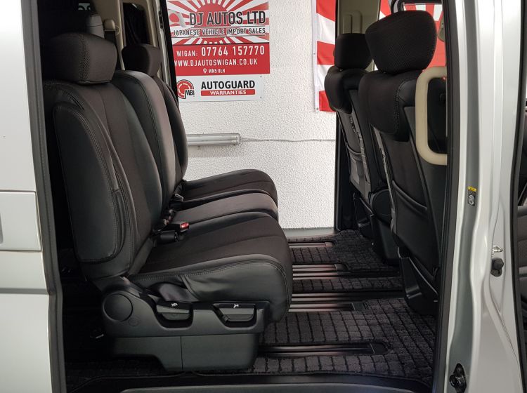 now sold thanks!!!!!!Nissan Elgrand e51 2.5 automatic 8 seater silver MPV day van fresh import 2008 in stock -series 3- please quote 144