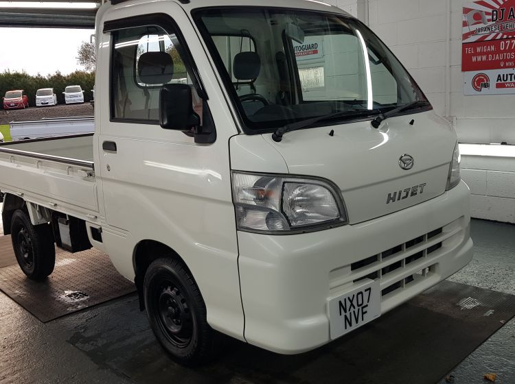 now sold thanks!!!!!!!152-Daihatsu Hijet 2wd+4wd mini pick up 650cc jap import corrosion free 16k miles 07 fresh import in stock-please quote 152