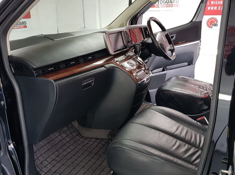 now sold thanks!!!!!!!!196-Nissan Elgrand e51 2.5 automatic 8 leather seats black japanese fresh import only 52000 miles -08 	in stock-please quote 196