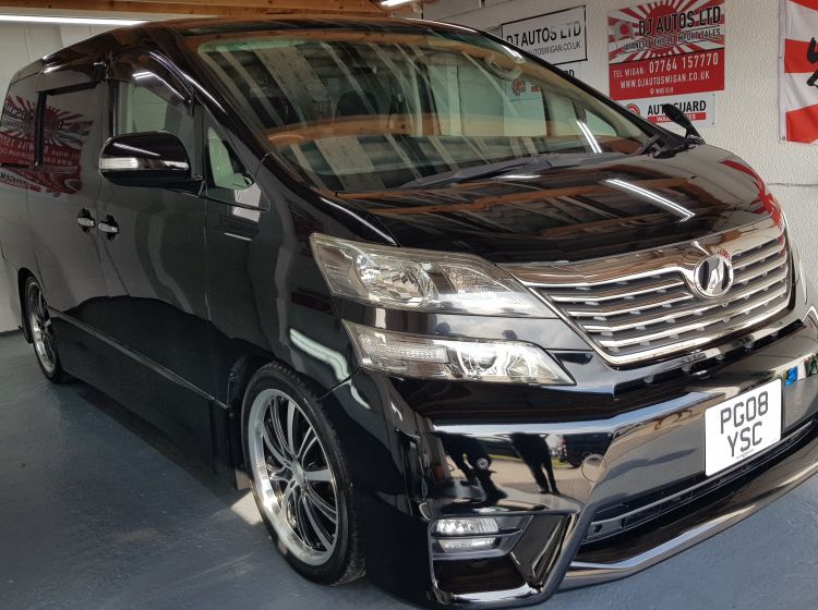 now sold thanks!!!!!!!2008-Toyota vellfire/alphard 2.4 auto black fresh japanese import 8 seater  twin sunroofs-4 x new tyres-excellent condition-please quote 209