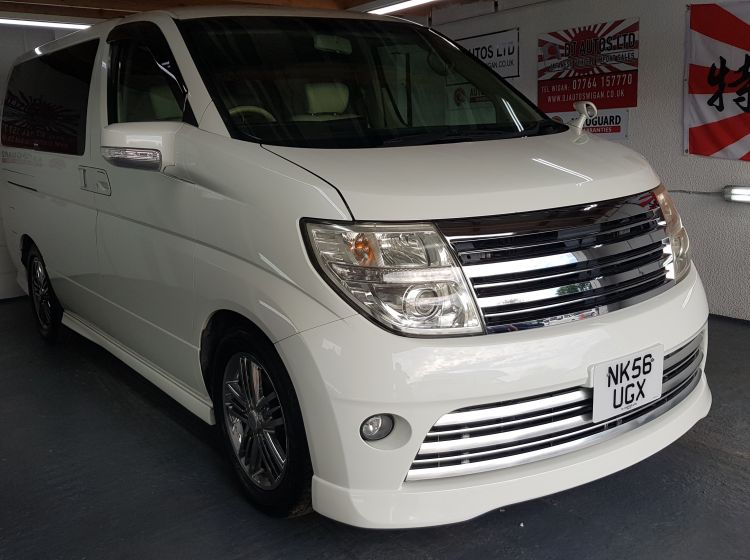 224  nissan elgrand e51 rider in pearl white 2.5 automatic 8 leather seater fresh japanese import only 62k miles warranted-2007-please quote 224