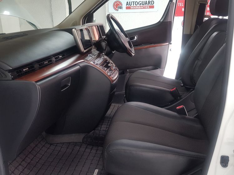 now soldthanks!!!!!!!236-Nissan Elgrand e51 3.5 automatic 8 seats curtains white fresh japanese import 07 -excellent condition px and finance poss -6 months warranty -please quote-236