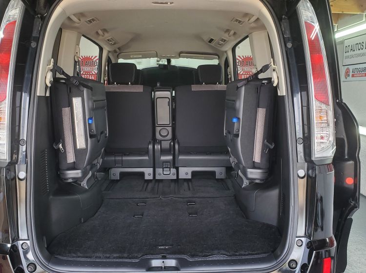 now sold!!!!!!!308-Nissan serena c26 automatic 2.0 petrol fresh japanese import bimta mileage 4.5 2011 -6 months warranty excellent condition px poss--please quote 308