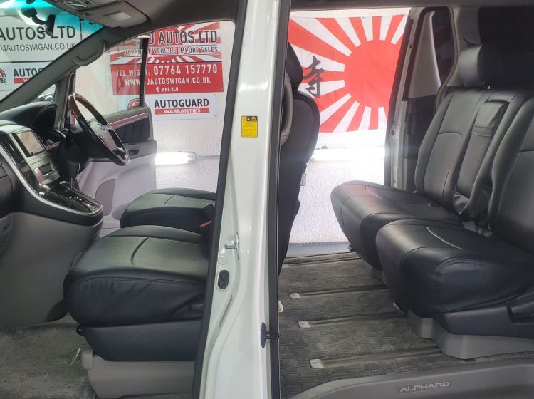 sold reserved deposit recieved!!!!!!!338-Toyota Alphard 2.4 white automatic 8 seater fresh japanese import 2008 px poss -6 months nationwide warraty-please quote 338
