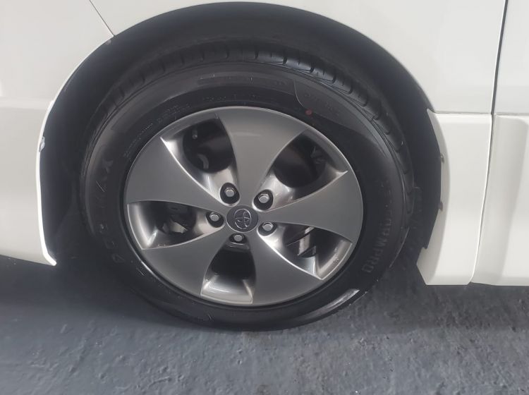 sold thanks!!!!!!!!342-Toyota Alphard 2.4 white petrol automatic 8 seater fresh japanese import 07 6 months nationwide warranty refurbed grey alloys- please quote 342