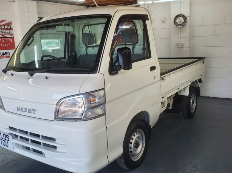 sold thanks!!!!!!!368-Daihatsu hi jet mini pick up 650cc 4wd fresh japanese import only 22k miles 2009 -japanese grade 4-no rust or corrosion-please quote 368