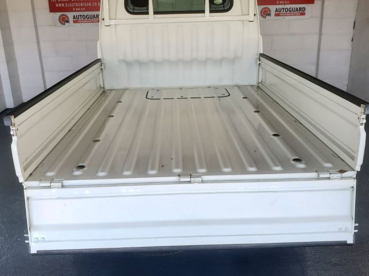 sold thanks!!!!!!!368-Daihatsu hi jet mini pick up 650cc 4wd fresh japanese import only 22k miles 2009 -japanese grade 4-no rust or corrosion-please quote 368