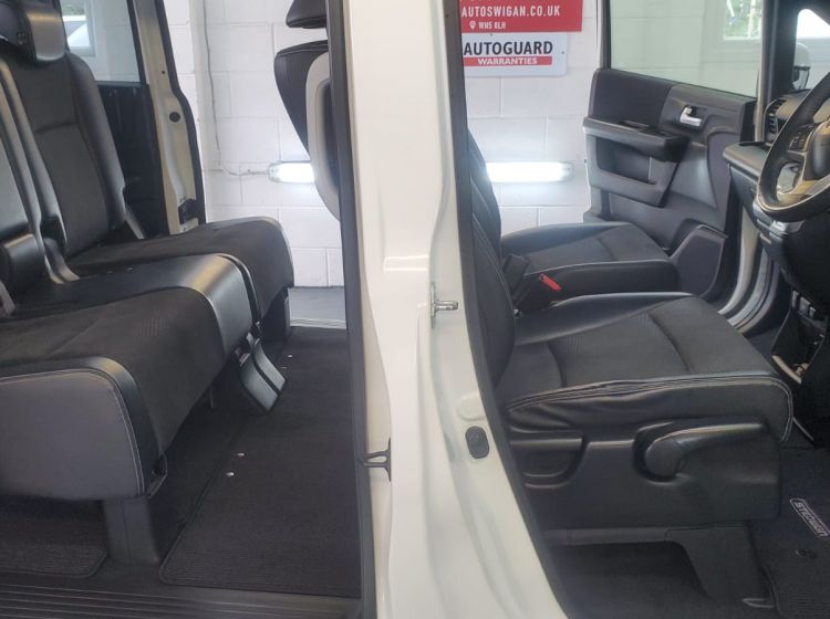 now sold thanks!!!!377-Honda stepwagon spada cool spirit 2.0 petrol automatic 8 seats only 62000 miles fresh japanese import with 6 months warranty-a1 condition-quote 377 to reserve me