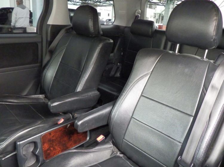384 Toyota Alphard 2.4 petrol auto 7 seats sunroofs fresh japanese import 2012	in excellent condition 50k miles warranted please quote 384
