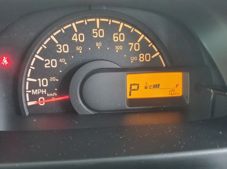 41-Suzuki carry mini pick up 660cc automatic 4wd japanese import delivery miles 2025 new condition