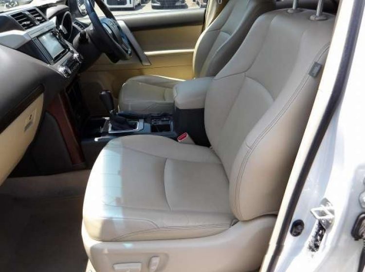 440-Toyota Land Cruiser prado 2.8 diesel auto japanese import 7 leather seater  rust free-due in september -please quote 440