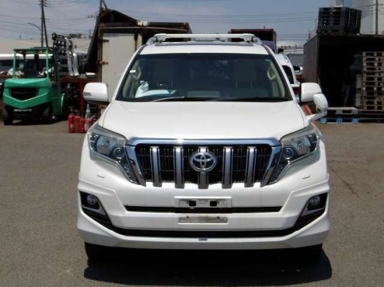 440-Toyota Land Cruiser prado 2.8 diesel auto japanese import 7 leather seater  rust free-due in september -please quote 440