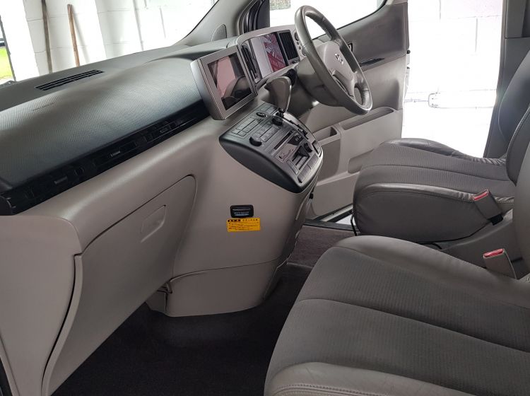 now sold thanks!!!!!Nissan Elgrand 3.5 automatic 8 seater silver auto curtains/sunroofs 47k miles In stock japanese import corrosion free in excellent condition refurbed alloy wheels