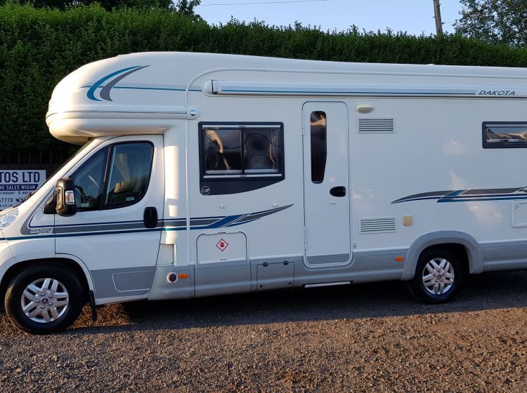 now sold thanks!!!!!!Autotrail Dekota 3.0 motorhome 4 berth 2 belts french bed only 14500 miles 2009 extras excellent condition px and finance 6 months warranty