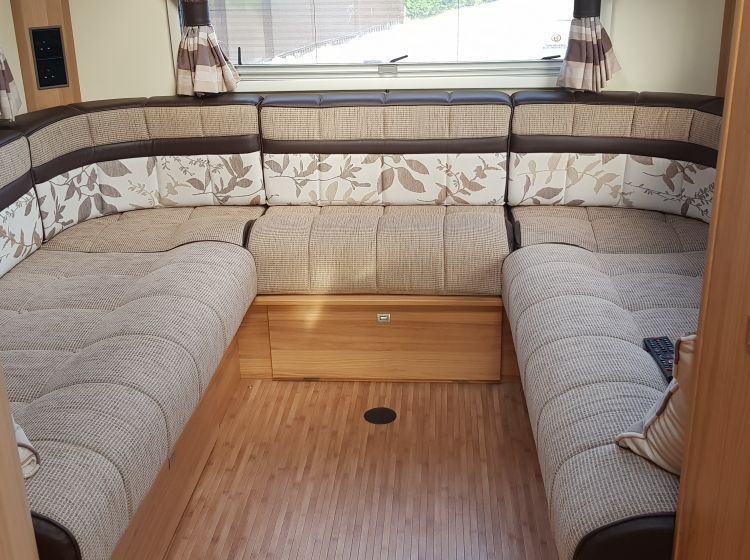 now sold thanks!!!!!!bailey approach autograph 765 motorhome 6 berth 6 seatbelts 1 owner 2014 extras