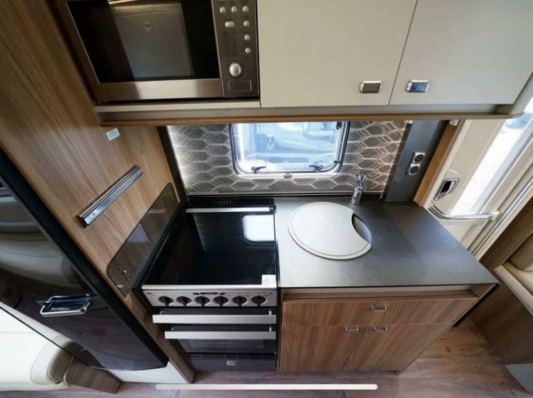 now sold thanks!!!!!!!BESSACARR 596 motorhome automatic 6 berth 6 belts u shape lounge drop down bed self leveling system fitted roof aircon unit 2019	excellent condition px and finance 12 months warranty