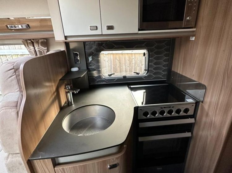 now sold thanks !!!!!!!!!SWIFT BESSACARR 597 MOTORHOME 4 BERTH 4 BELTS REAR BED ONLY 6600 MILES REAR AIRCON UNIT 2019 excellent con px and finance possible- 12 months warranty