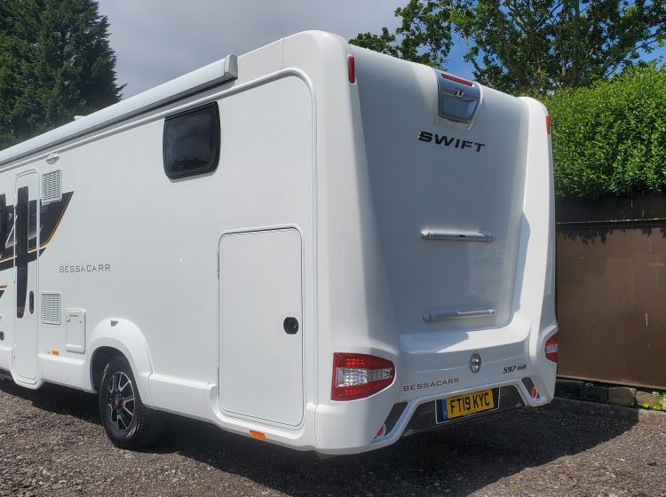 now sold thanks !!!!!!!!!SWIFT BESSACARR 597 MOTORHOME 4 BERTH 4 BELTS REAR BED ONLY 6600 MILES REAR AIRCON UNIT 2019 excellent con px and finance possible- 12 months warranty