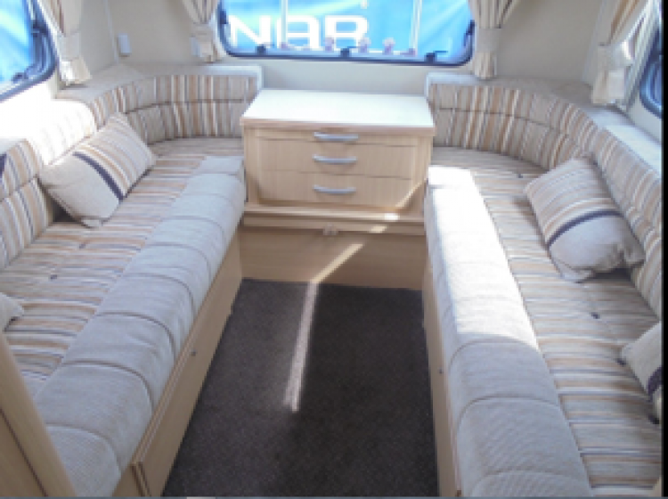 now sold thanks!!!!!!!BESSACARR E495 mototohome 6 BERTH 6 SEATBELT u shape lounge 2008 	px welcome extras solar panel/towbar/bike rack