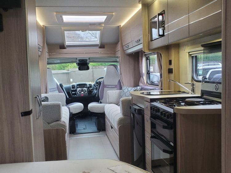 sold thanks!!!!!ELDDIS MAGNUM GT 155 MOTORHOME 4 BERTH 4 BELTS FRENCH BED 1 OWNER 6K MILES -71 REG 	px and finance possible- 12 months warranty