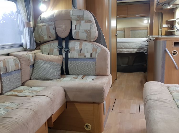 now sold thanks!!!!!!swift kontiki 669 motorhome 3.0 diesel 6 berth 4 seatbelts tag axle extras 2008 	solar panel -towbar-reverse camera roof dome untested