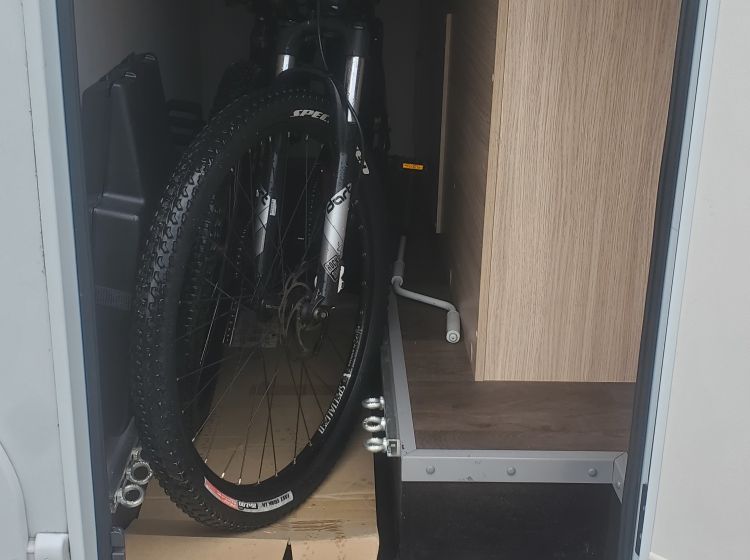 NOW SOLD  thanks!!!!!!SUNLIGHT V60 compact motorhome 4 seatbelts fixed tranverse bed 3500 kg 2021 excellent condition px and finance 12 months warranty