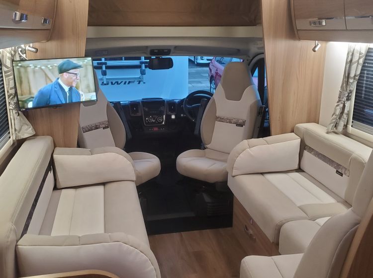 now sold thanks!!!!!!!SWIFT KON-TIKI 669 black edition automatic 6 berth 4 belts island bed 2017 excellent condition px and finance 12 months warranty